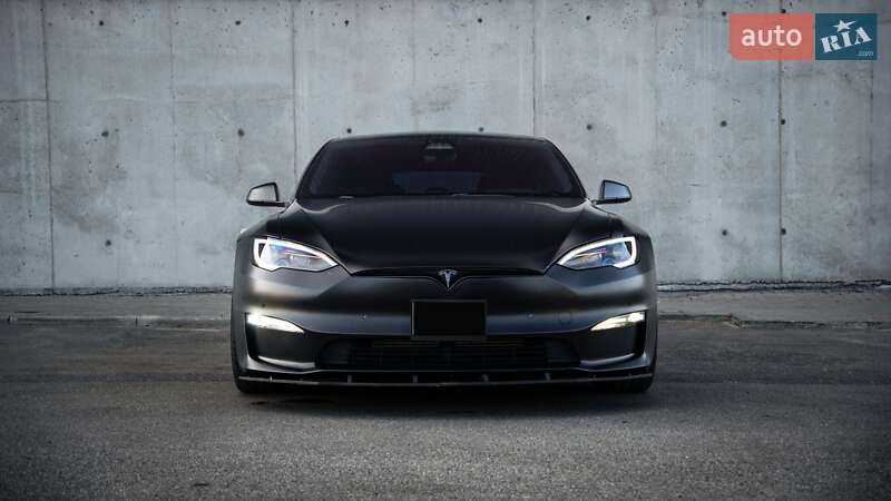 Лифтбек Tesla Model S 2021 в Киеве