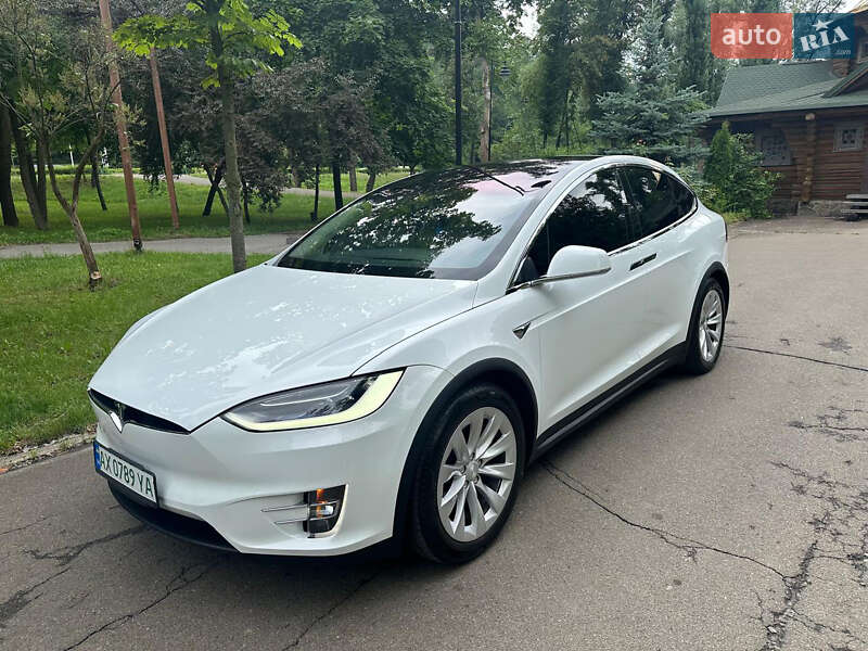 Внедорожник / Кроссовер Tesla Model X 2018 в Киеве