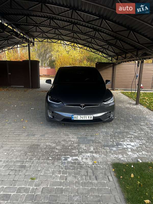 Позашляховик / Кросовер Tesla Model X 2018 в Кривому Розі