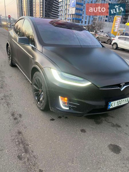 Внедорожник / Кроссовер Tesla Model X 2017 в Киеве