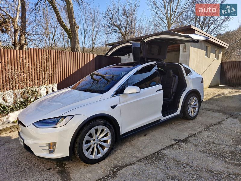 Внедорожник / Кроссовер Tesla Model X 2019 в Виннице Внедорожник / Кроссовер Tesla Model X 2019 в Виннице