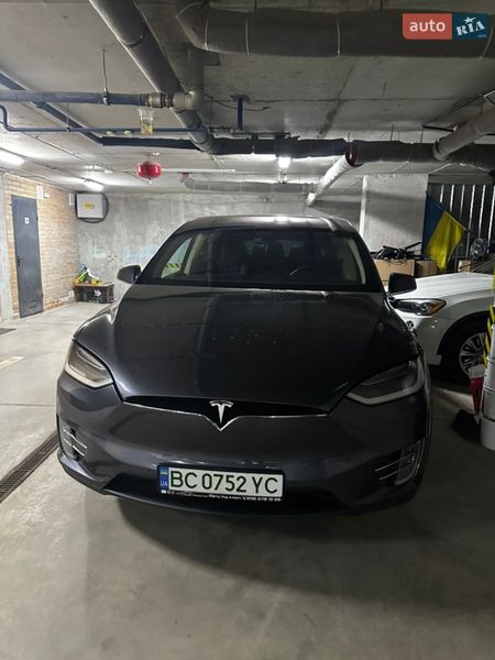 Внедорожник / Кроссовер Tesla Model X 2017 в Львове