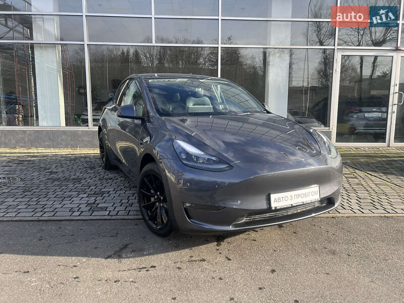 Позашляховик / Кросовер Tesla Model Y 2023 в Тернополі