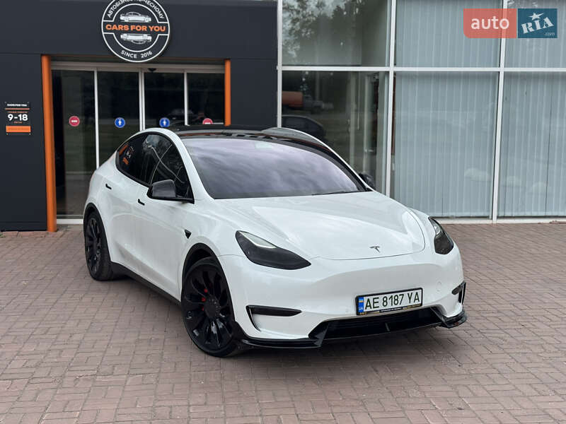Внедорожник / Кроссовер Tesla Model Y 2020 в Кривом Роге