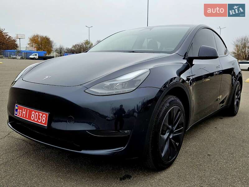 Внедорожник / Кроссовер Tesla Model Y 2024 в Днепре