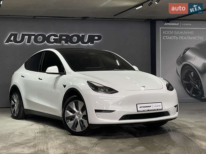 Внедорожник / Кроссовер Tesla Model Y 2021 в Одессе