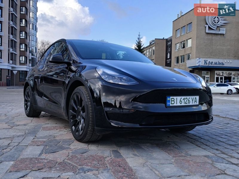 Внедорожник / Кроссовер Tesla Model Y 2023 в Кременчуге