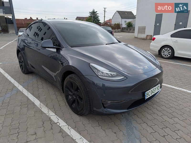 Внедорожник / Кроссовер Tesla Model Y 2023 в Львове