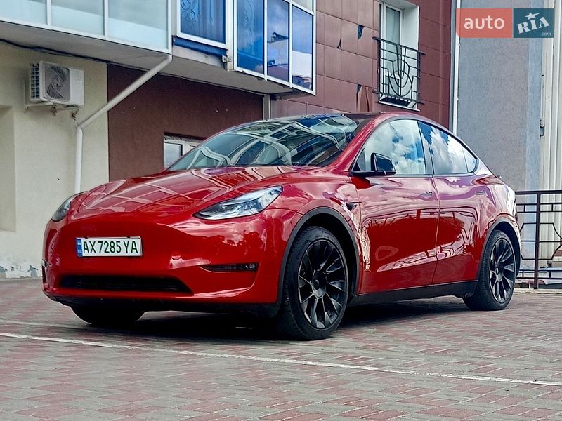 Внедорожник / Кроссовер Tesla Model Y 2024 в Харькове