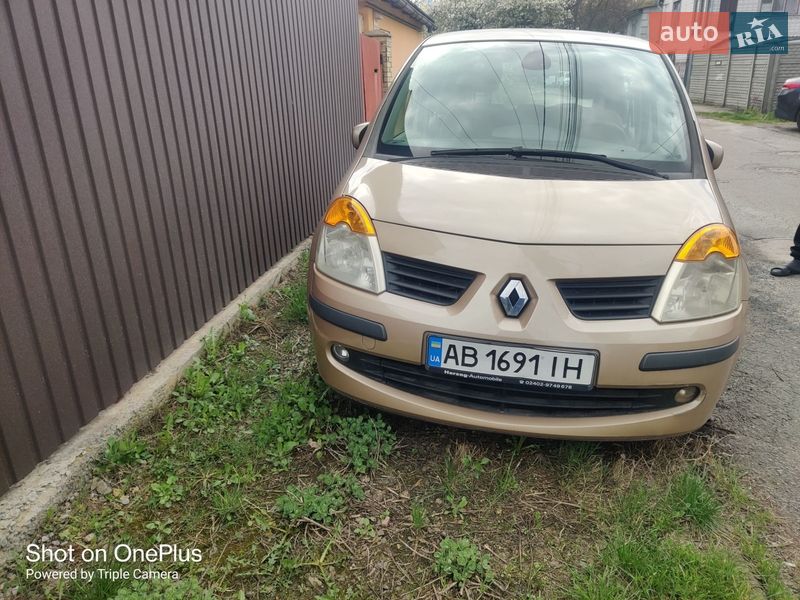 Хэтчбек Renault Modus 2004 в Киеве