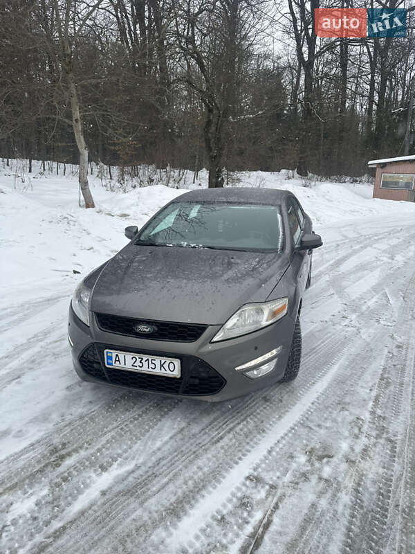 Лифтбек Ford Mondeo 2013 в Трускавце Лифтбек Ford Mondeo 2013 в Трускавце