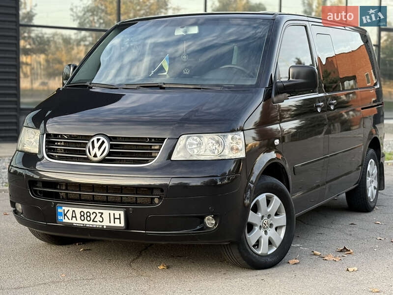Минивэн Volkswagen Multivan 2004 в Днепре Минивэн Volkswagen Multivan 2004 в Днепре