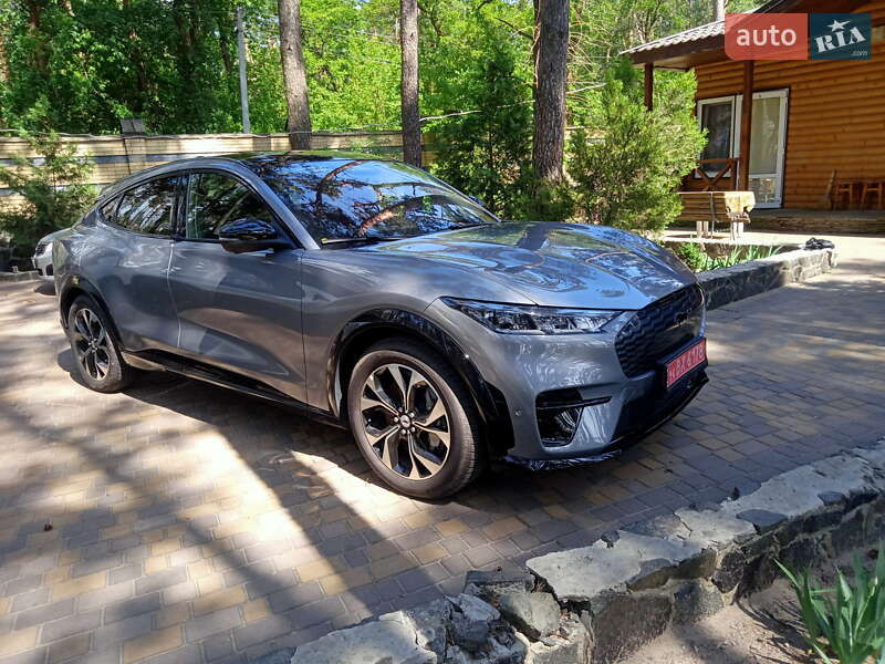 Позашляховик / Кросовер Ford Mustang Mach-E 2022 в Золотоноші