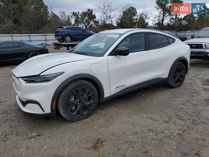 Внедорожник / Кроссовер Ford Mustang Mach-E 2024 в Киеве