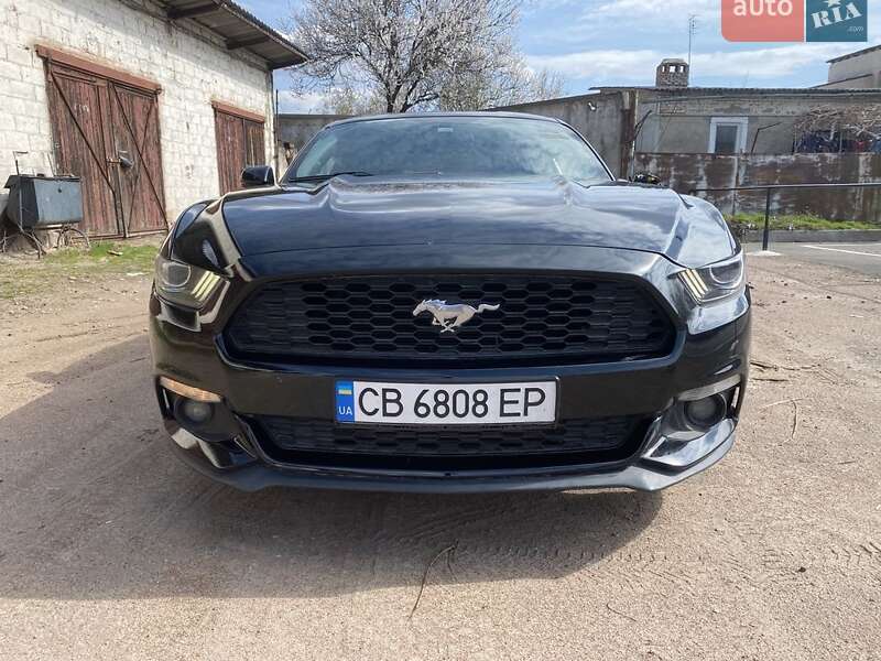 Купе Ford Mustang 2015 в Чернигове