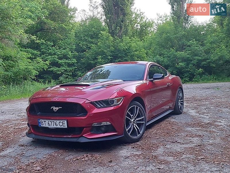 Купе Ford Mustang 2017 в Краснограде Купе Ford Mustang 2017 в Краснограде