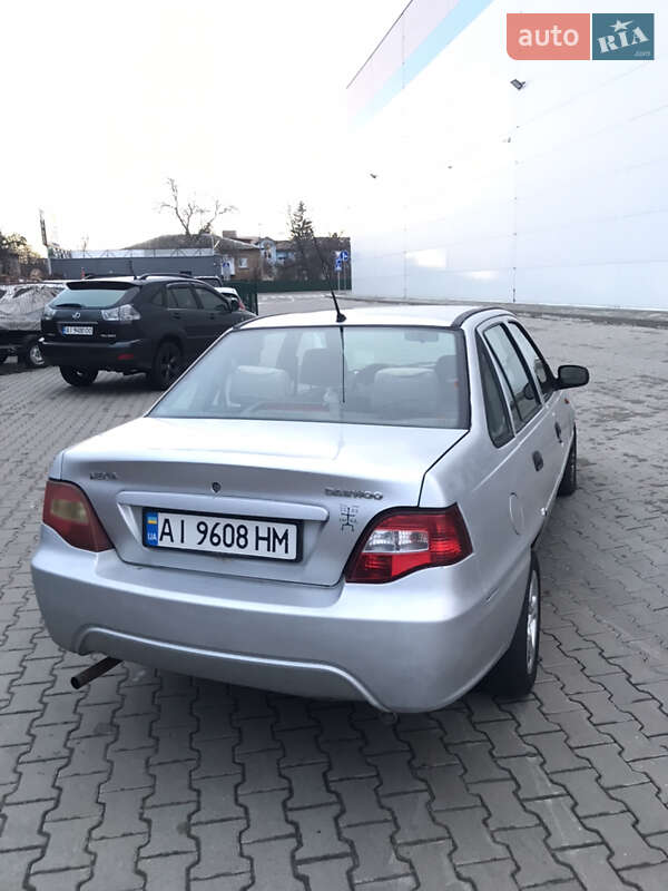 Седан Daewoo Nexia 2011 в Киеве
