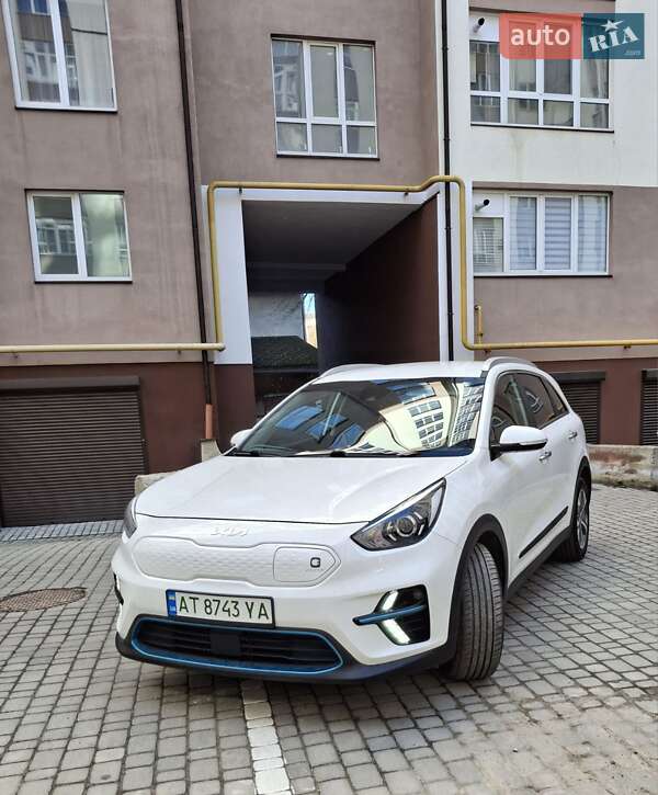 Внедорожник / Кроссовер Kia Niro 2021 в Ивано-Франковске
