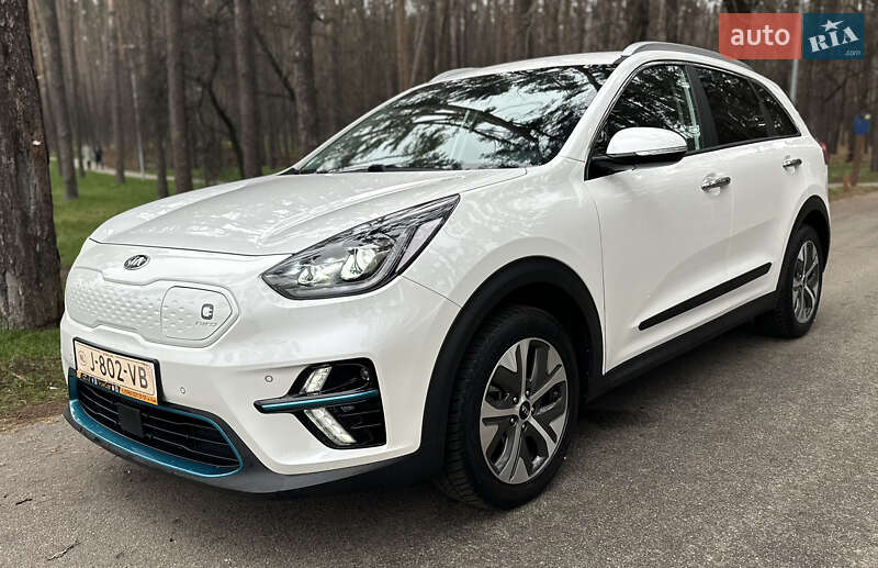 Внедорожник / Кроссовер Kia Niro 2020 в Киеве