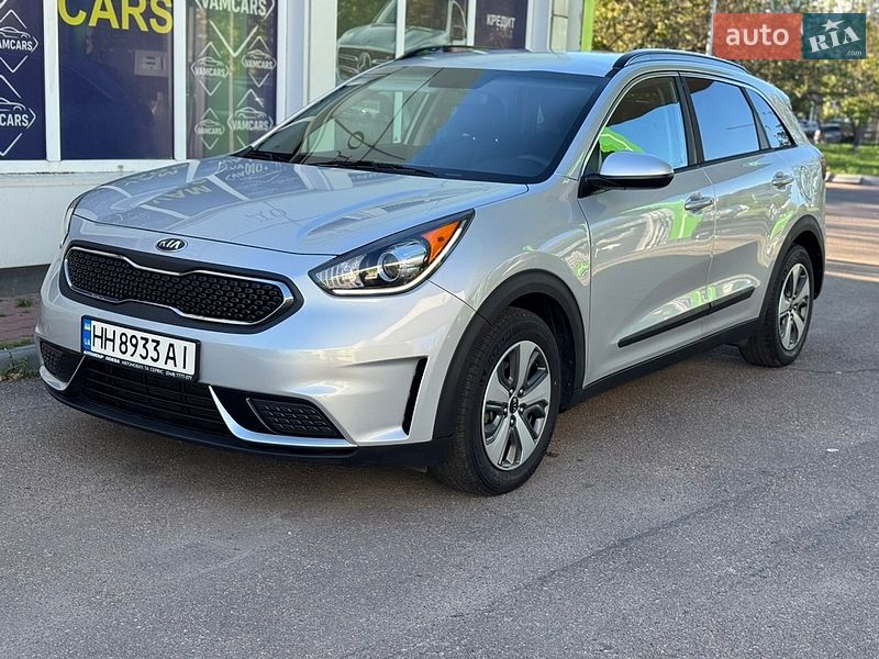 Внедорожник / Кроссовер Kia Niro 2017 в Одессе