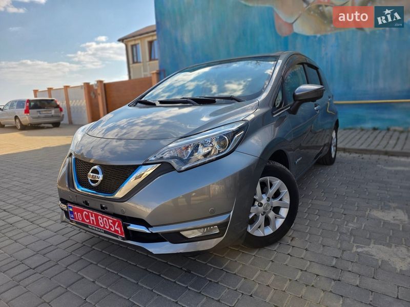 Хэтчбек Nissan Note 2018 в Одессе Хэтчбек Nissan Note 2018 в Одессе