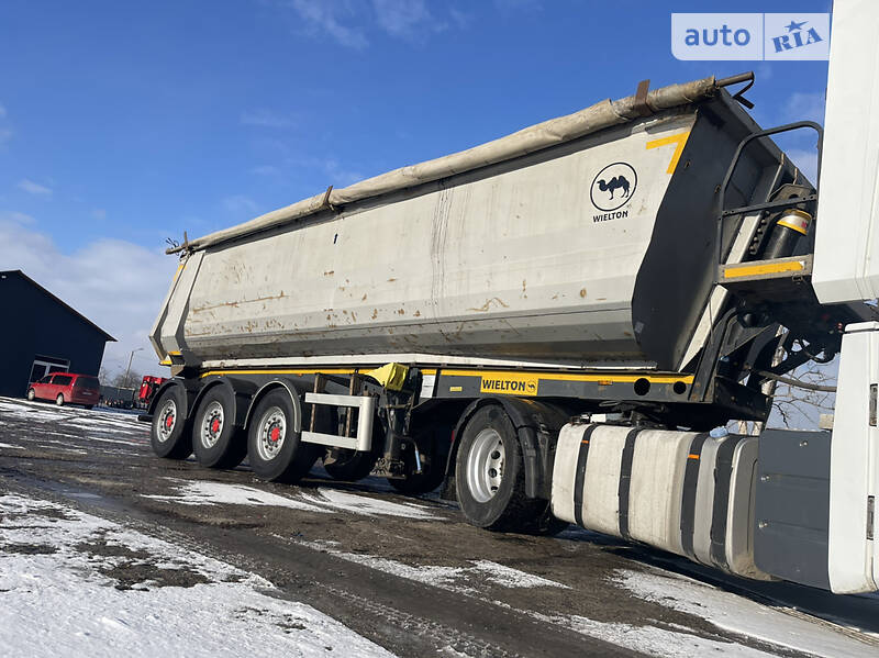 Самоскид напівпричіп Wielton NW 3 2011 в Одесі