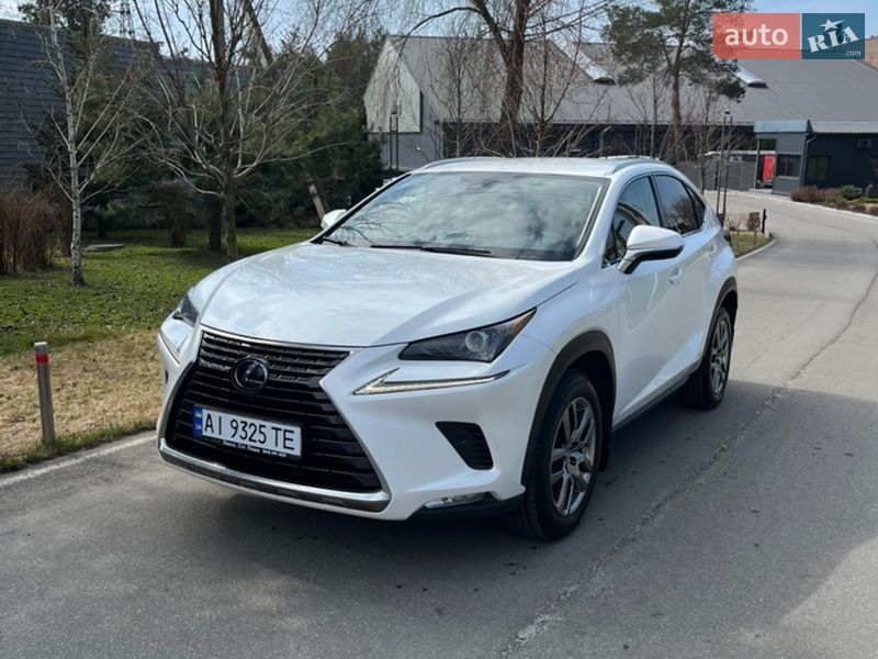 Позашляховик / Кросовер Lexus NX 2020 в Києві