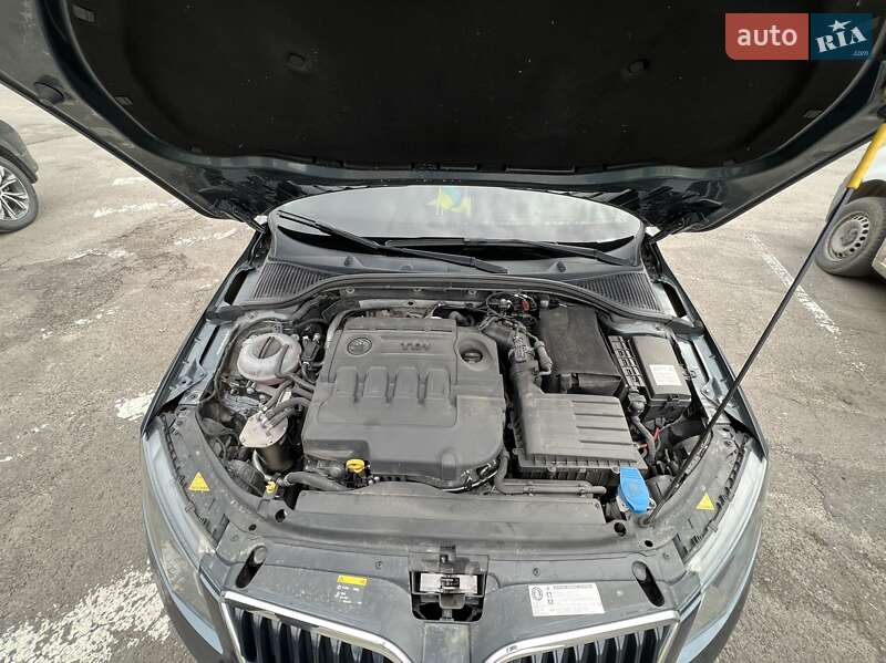 Универсал Skoda Octavia 2015 в Ровно