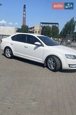 Лифтбек Skoda Octavia 2016 в Доброполье