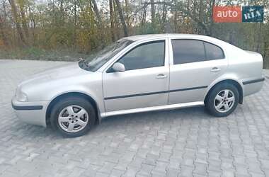 Лифтбек Skoda Octavia 2005 в Сквире