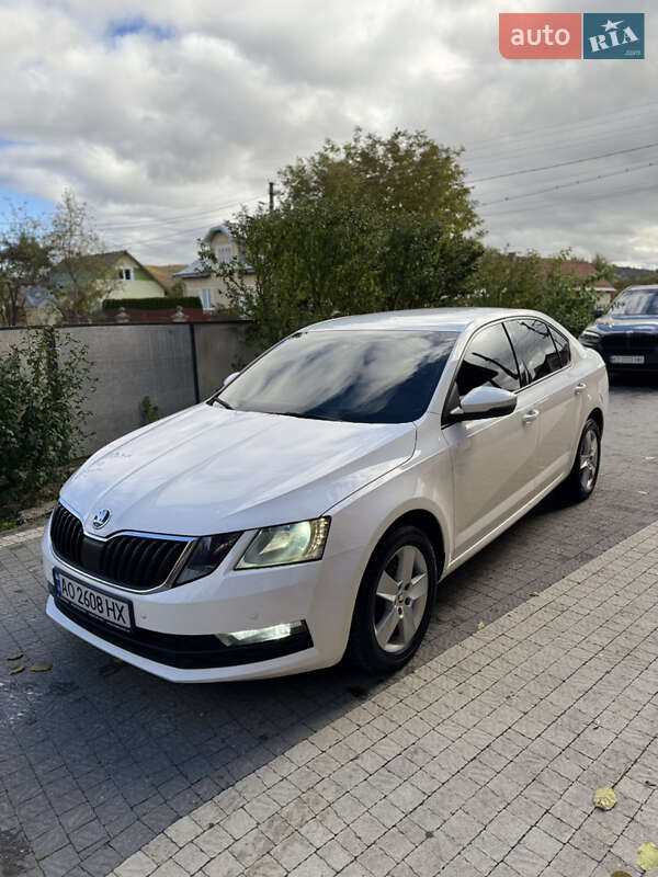 Лифтбек Skoda Octavia 2018 в Ивано-Франковске Лифтбек Skoda Octavia 2018 в Ивано-Франковске