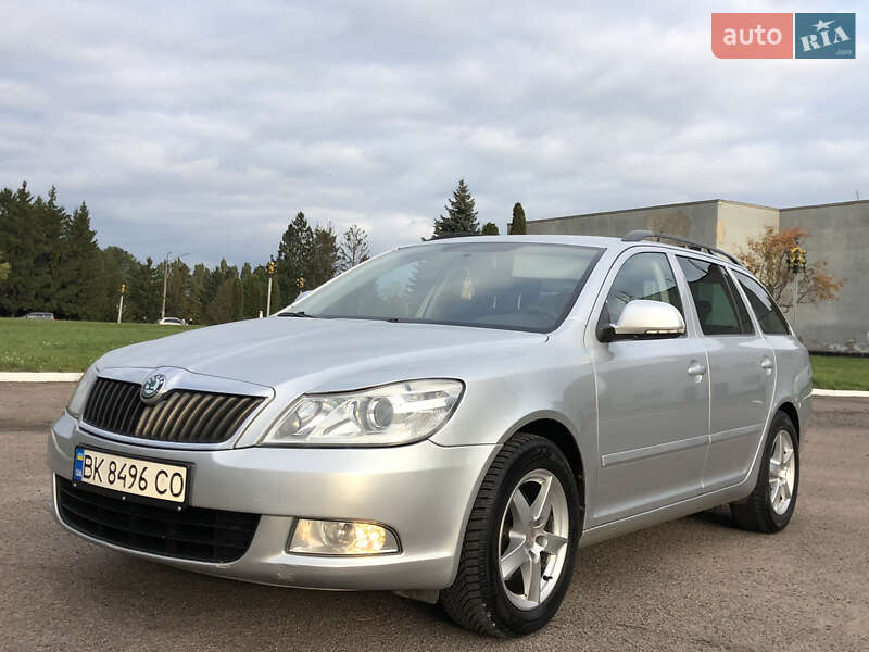 Универсал Skoda Octavia 2012 в Ровно