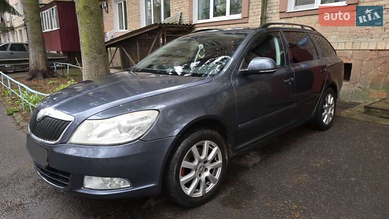 Универсал Skoda Octavia 2009 в Ровно