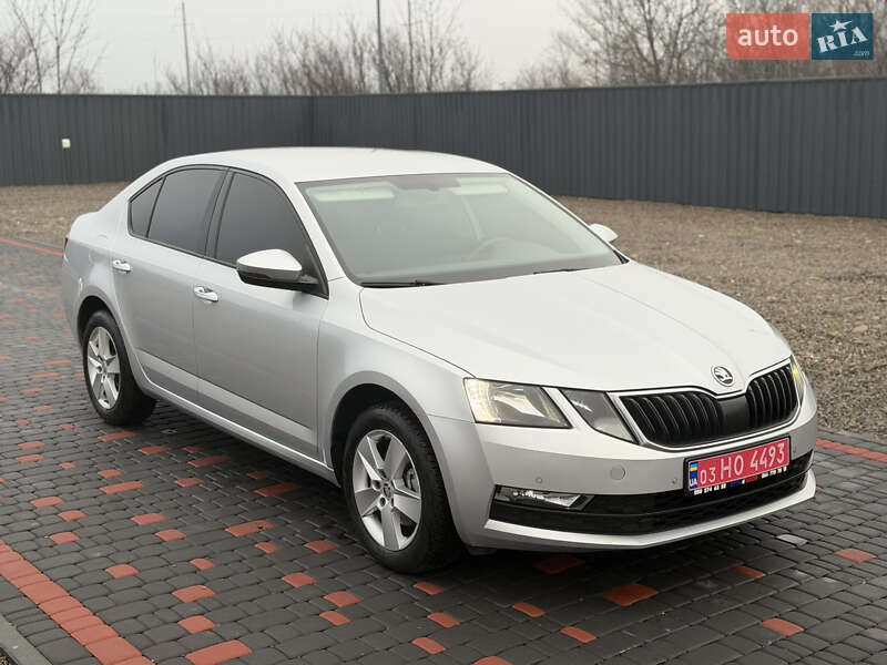 Лифтбек Skoda Octavia 2018 в Берегово