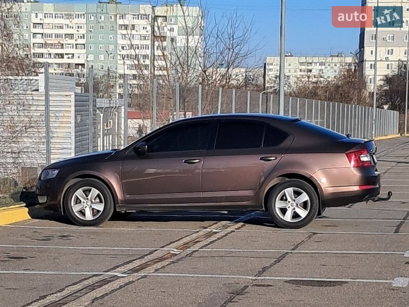 Ліфтбек Skoda Octavia 2015 в Запоріжжі