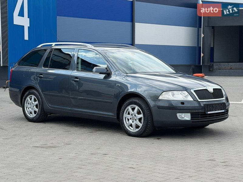 Универсал Skoda Octavia 2009 в Ровно
