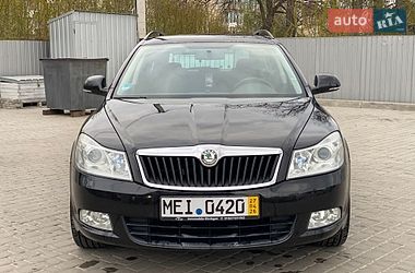 Универсал Skoda Octavia 2009 в Староконстантинове
