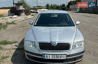 Лифтбек Skoda Octavia 2006 в Березане