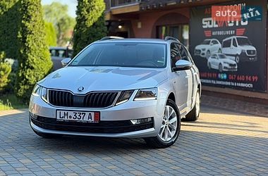 Универсал Skoda Octavia 2019 в Сваляве
