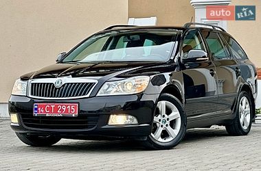 Універсал Skoda Octavia 2013 в Дрогобичі
