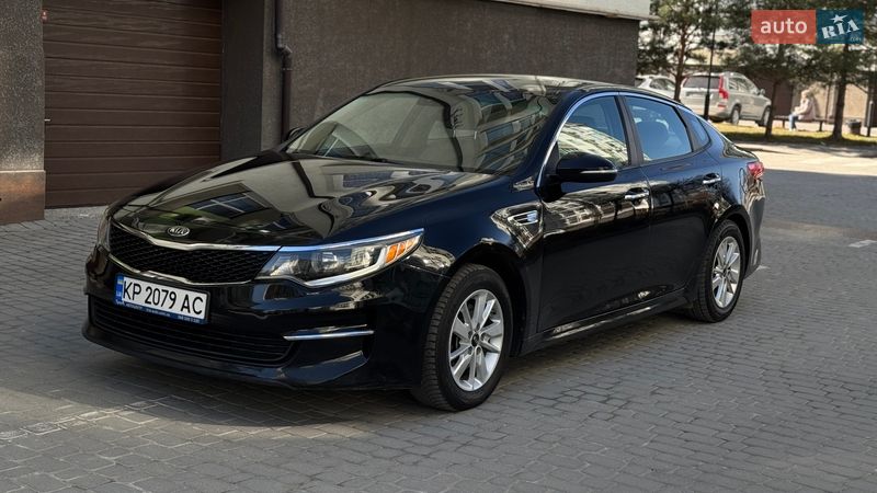 Седан Kia Optima 2017 в Ивано-Франковске