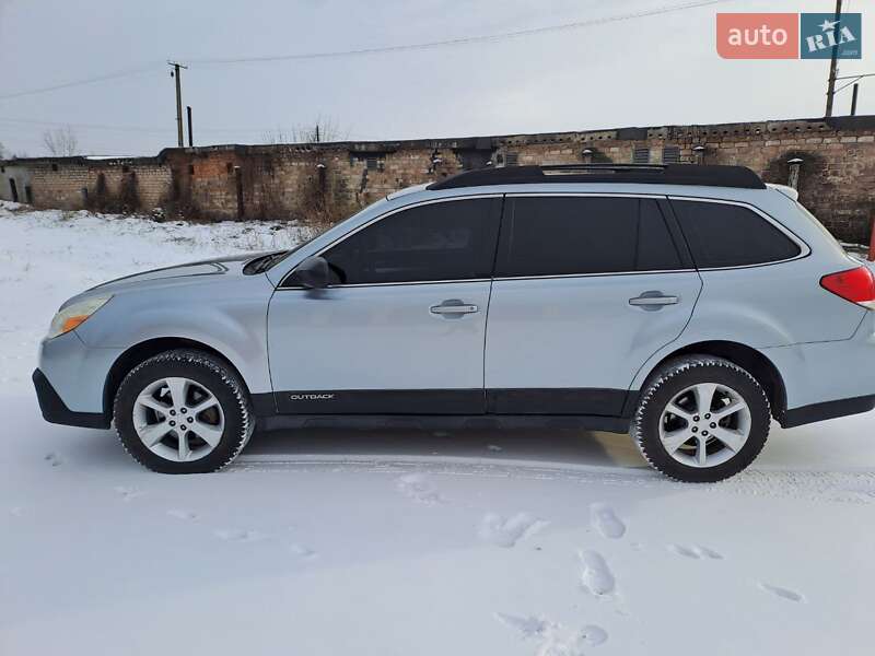 Универсал Subaru Outback 2013 в Кривом Роге