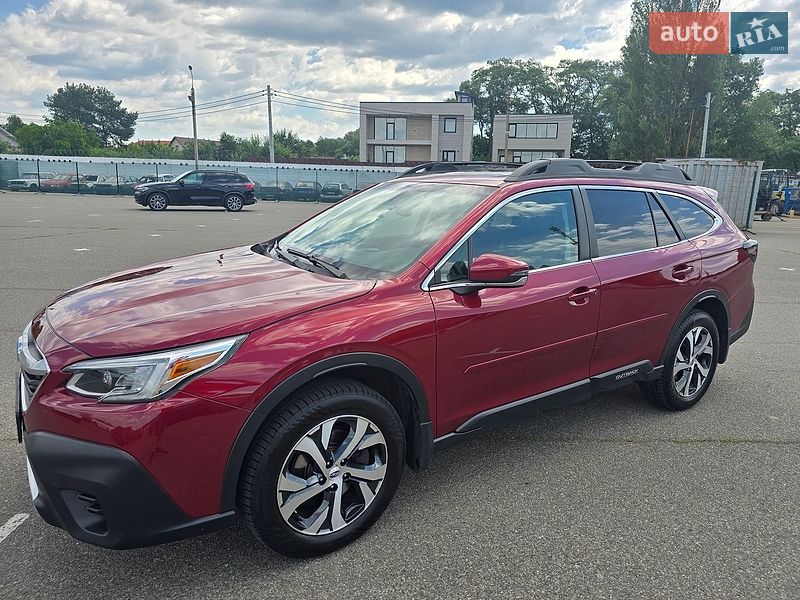 Внедорожник / Кроссовер Subaru Outback 2020 в Киеве