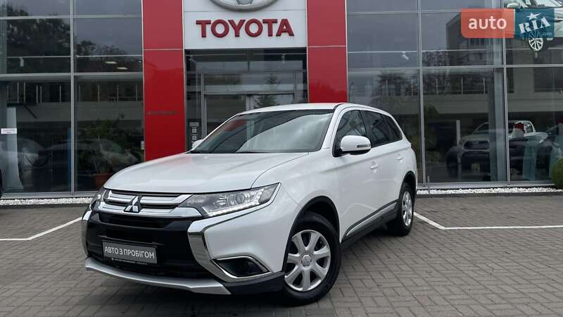 Внедорожник / Кроссовер Mitsubishi Outlander 2017 в Луцке Внедорожник / Кроссовер Mitsubishi Outlander 2017 в Луцке