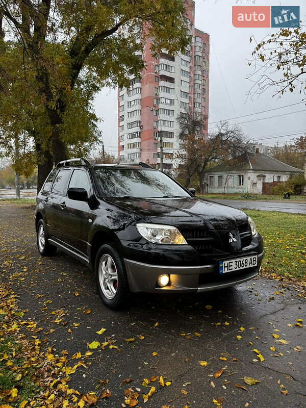 Внедорожник / Кроссовер Mitsubishi Outlander 2008 в Николаеве