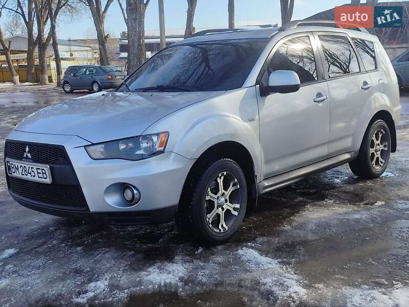 Внедорожник / Кроссовер Mitsubishi Outlander 2011 в Конотопе Внедорожник / Кроссовер Mitsubishi Outlander 2011 в Конотопе