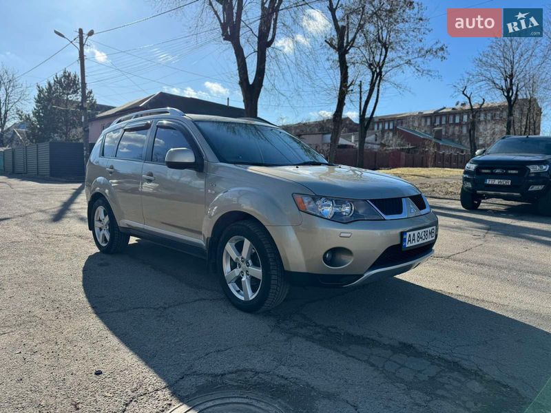 Внедорожник / Кроссовер Mitsubishi Outlander 2007 в Днепре