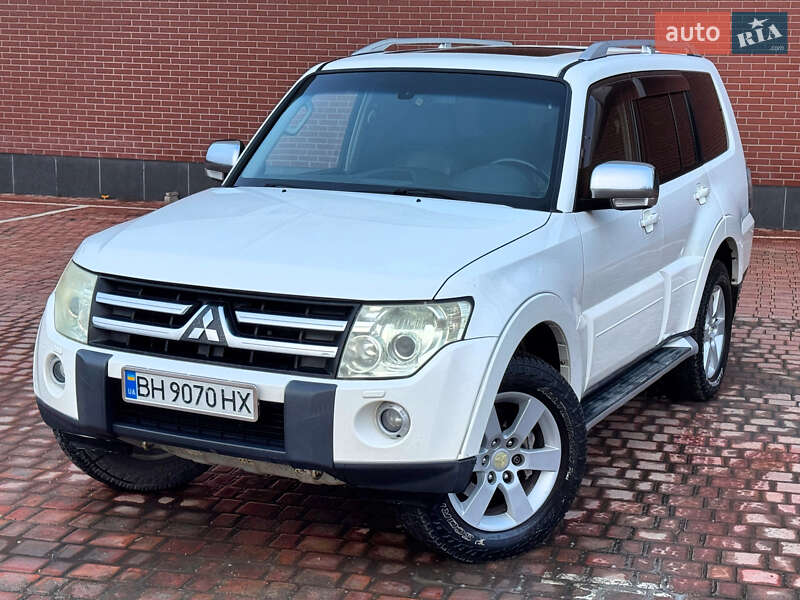 Внедорожник / Кроссовер Mitsubishi Pajero 2008 в Одессе