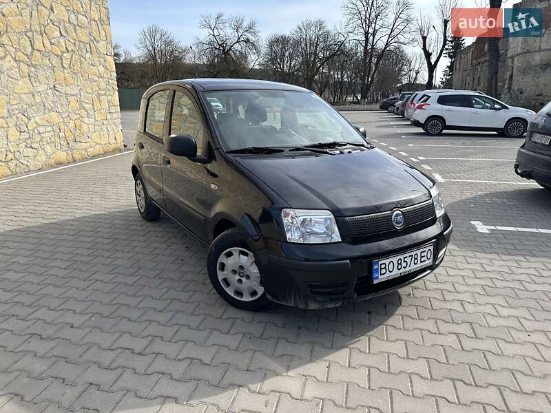 Хэтчбек Fiat Panda 2012 в Бережанах