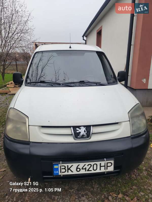 Минивэн Peugeot Partner 2009 в Ровно Минивэн Peugeot Partner 2009 в Ровно